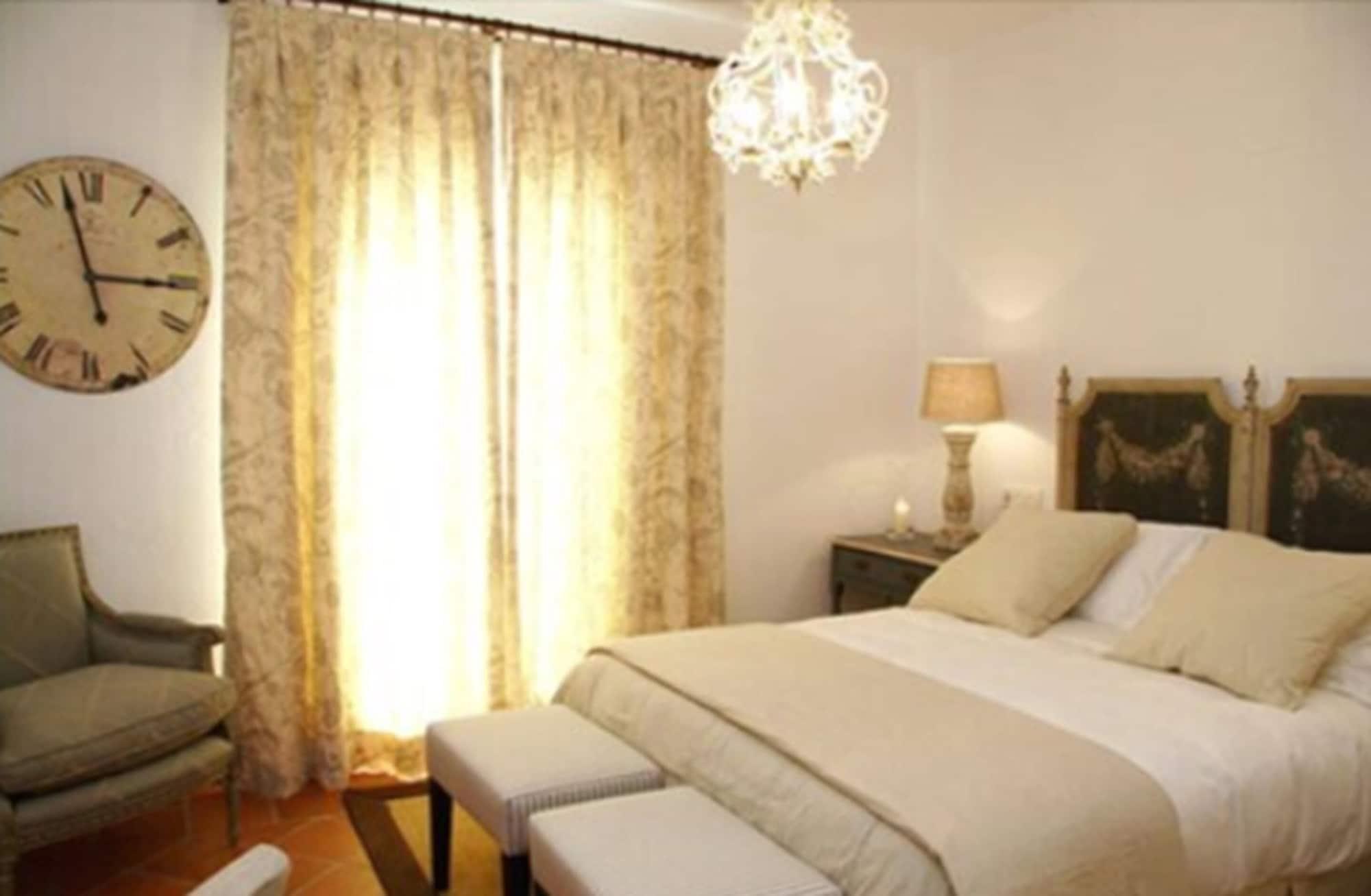 B Bou Hotel Cortijo Bravo Велес Экстерьер фото