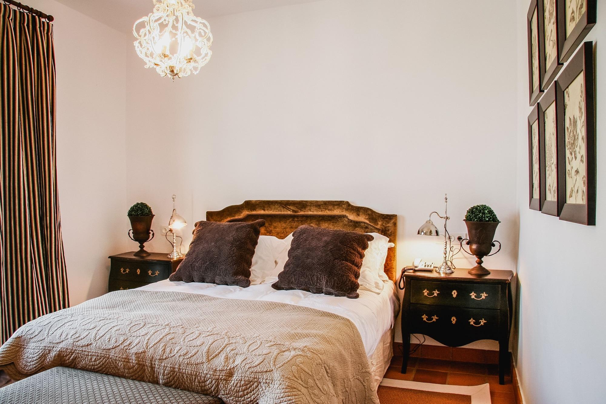 B Bou Hotel Cortijo Bravo Велес Экстерьер фото